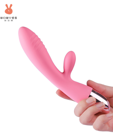 Стильный вибратор с клиторальным отростком V3